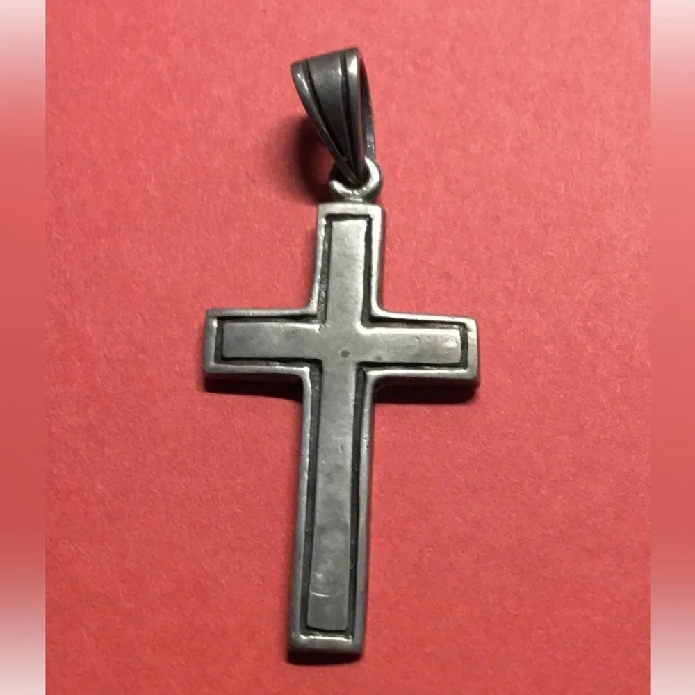 Vintage Cross Pendant Sterling Silver 925 Cross Pendant (4.49 grams)